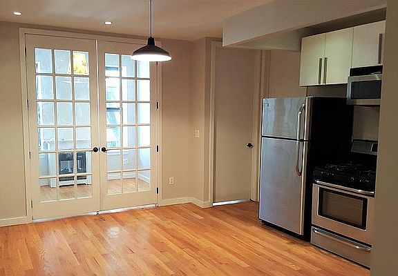 2nd image of 246 Pacific St #22