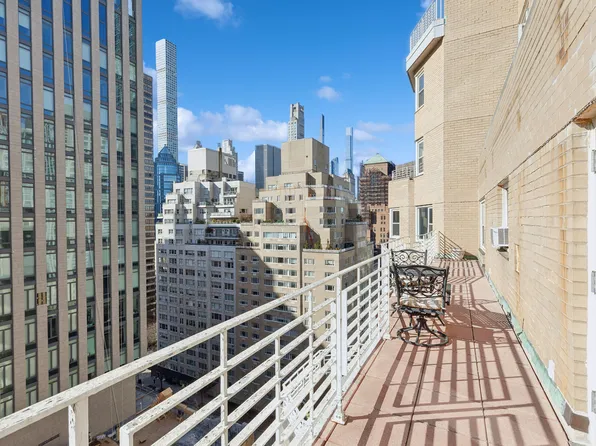 205 East 63rd Street 18C image 1 of 13