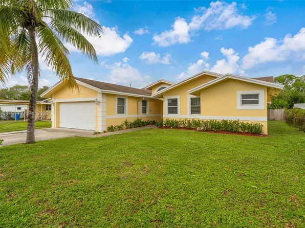 4501 SW 26th St, Hollywood, FL 33023