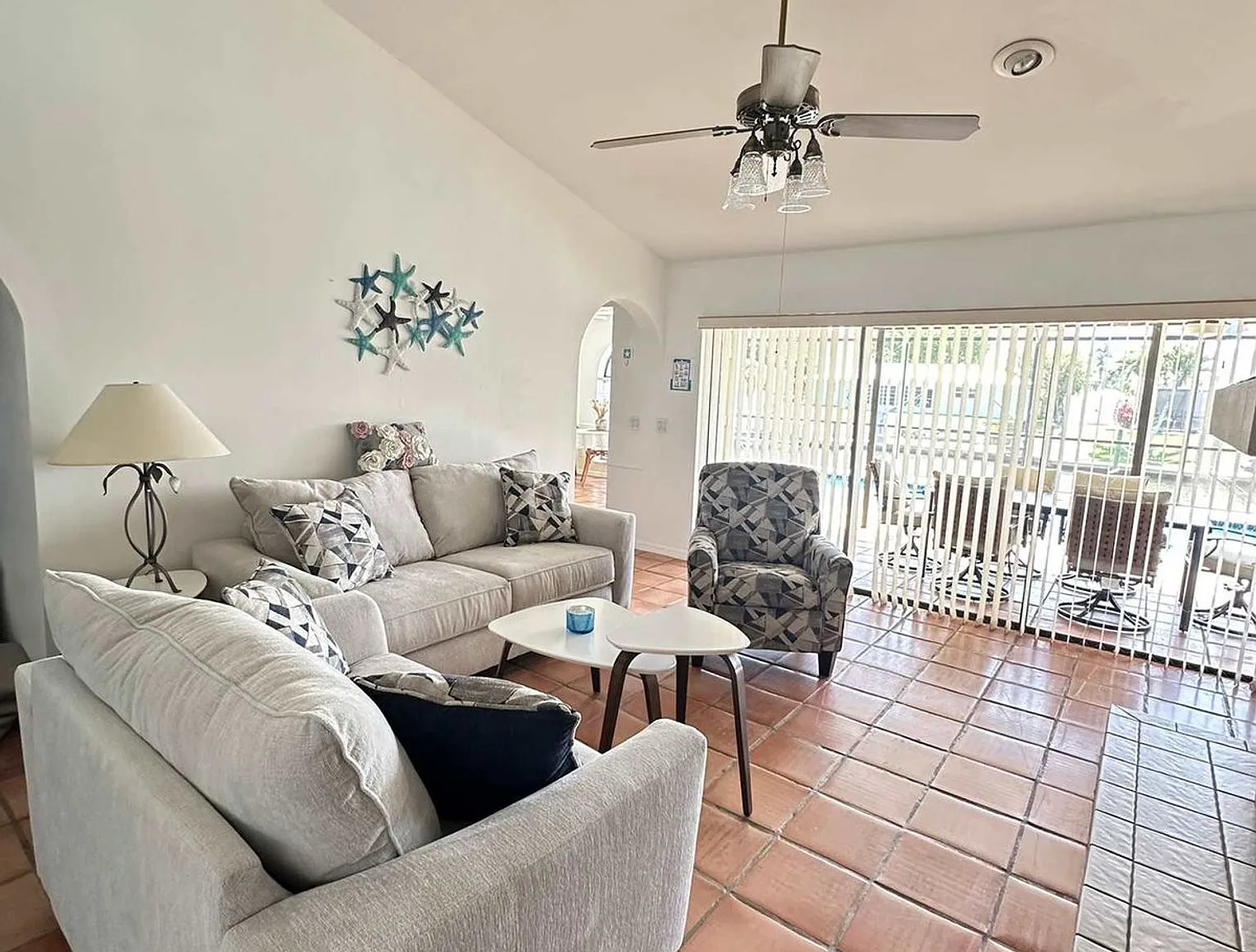 3 bed, 2.0 bath, 1894 sqft, $3,480 — Photo 1