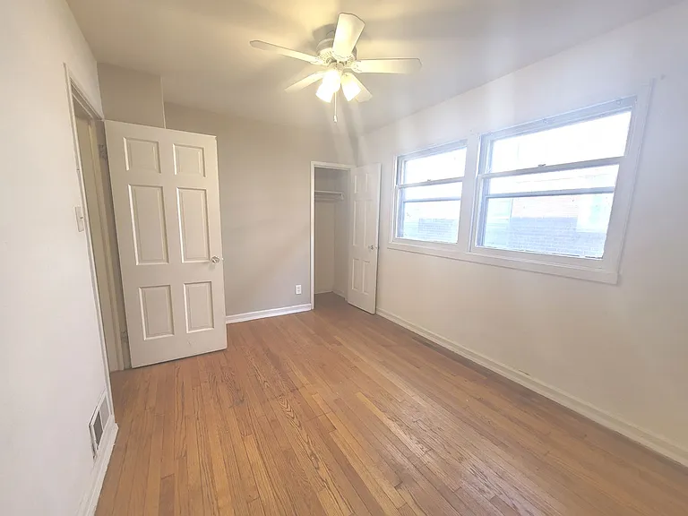 2523 Lake Dr — Photo 10