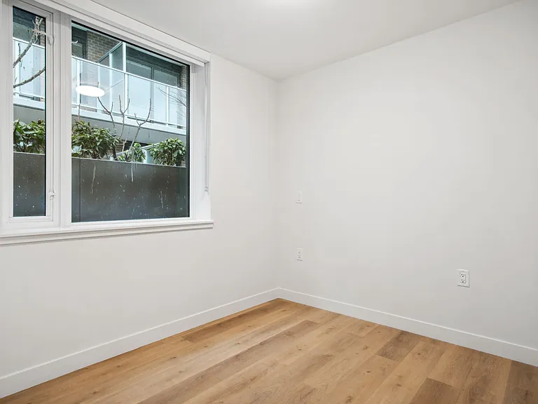 3572 Glen Dr — Photo 72