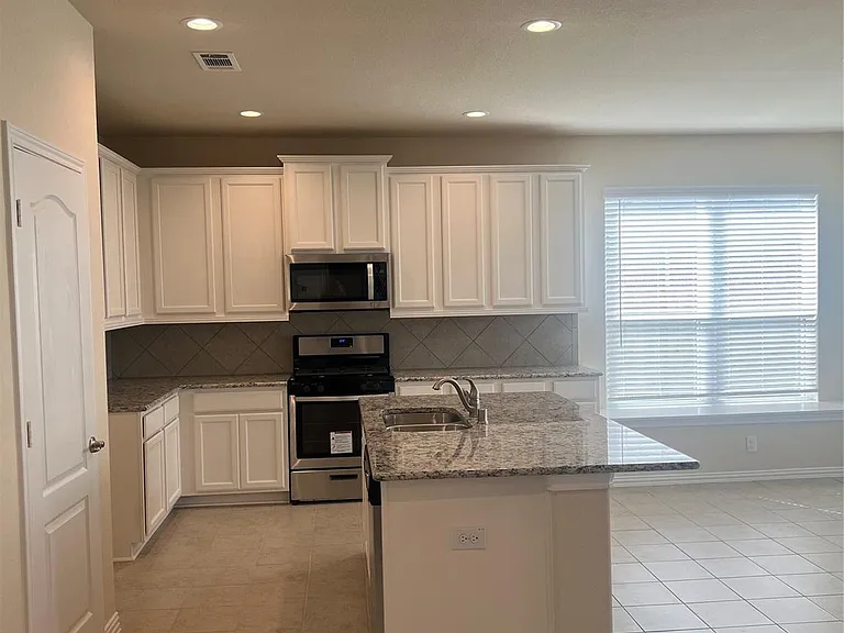 30014 Twisting Springs Dr — Photo 15
