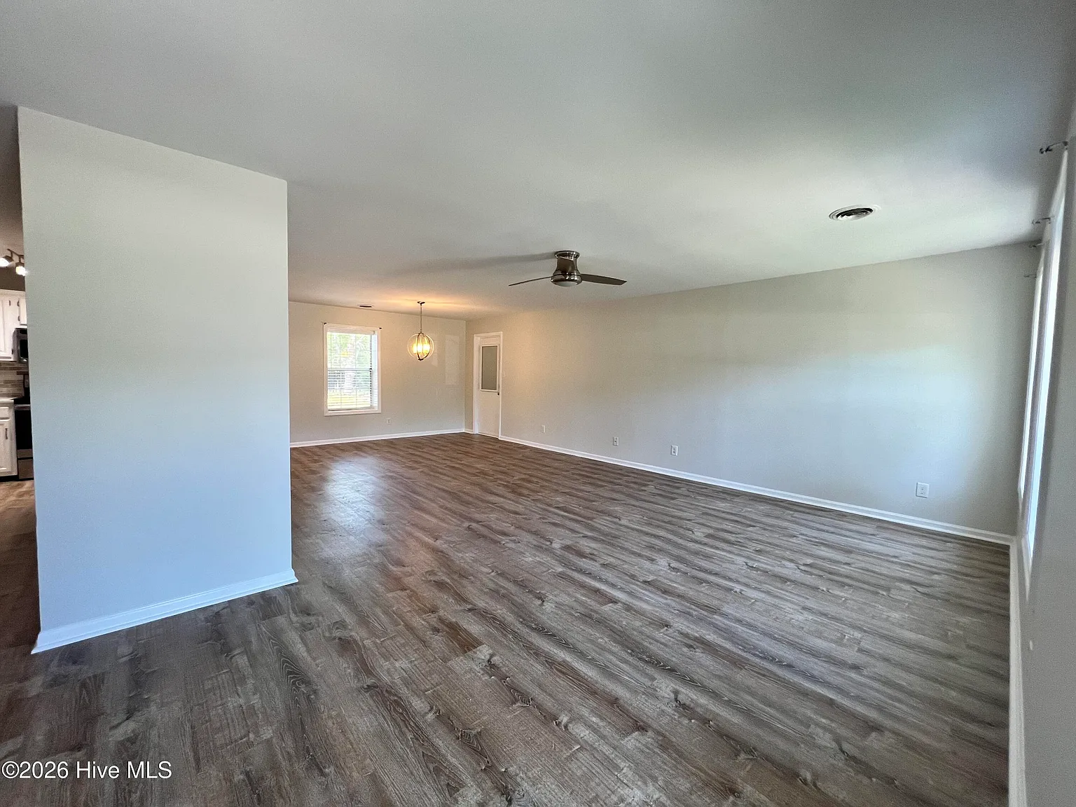 3 bed, 2.0 bath, $1,795 — Photo 3