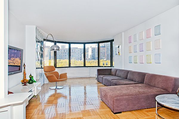 1st image of 330 E 38th St #25