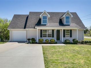 2071 Gardendale Dr, Murfreesboro, TN 37130