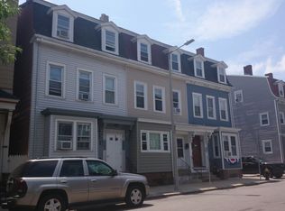 657 E 7th St, South Boston, MA 02127