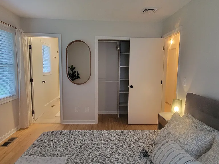 112 Betts St — Photo 15