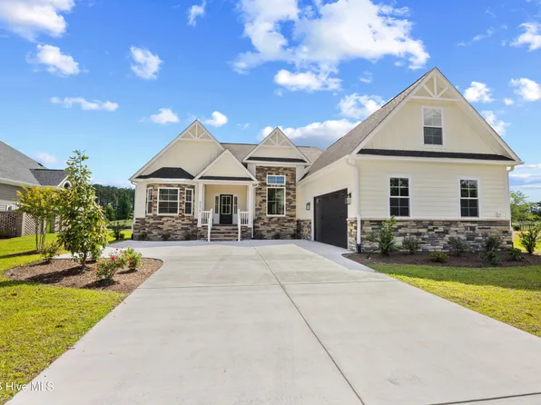 9379 Old Salem Way NW, Calabash, NC 28467