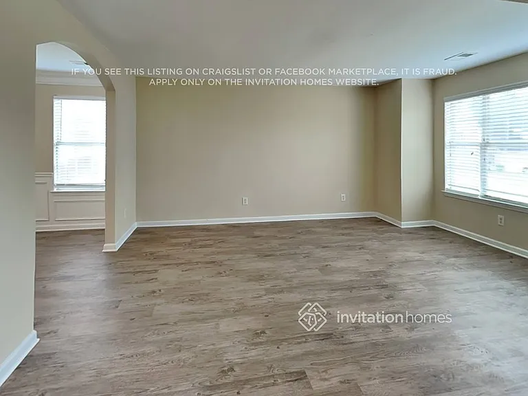 9782 Sinclair Ln — Photo 4