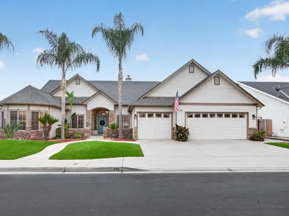 220 W Serena Ave, Clovis, CA 93619