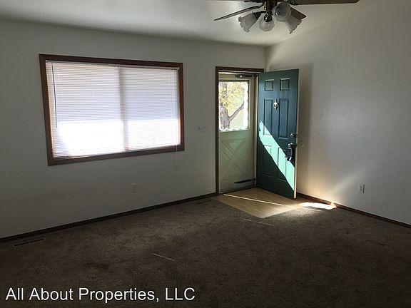 5th image of 2305 42nd Avenue Ct
