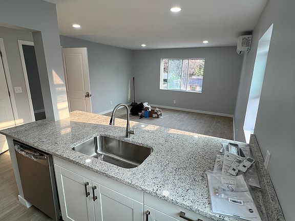 3rd image of 3982 Superior Ave #2W