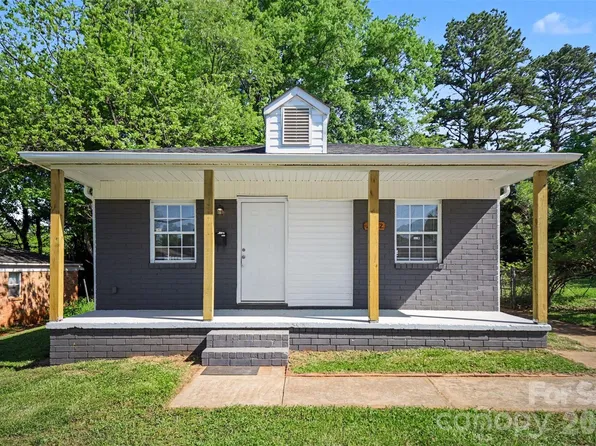 2614 Dundeen St #8, Charlotte, NC 28216