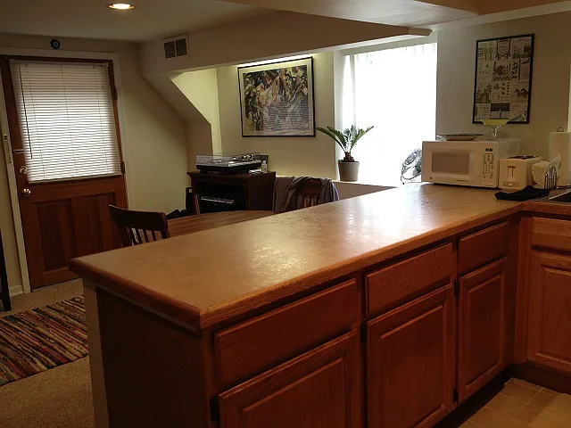 401 W Hoover Ave #6 — Photo 6