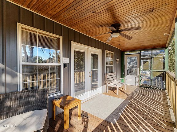 4th image of 13 River Bottom Rd