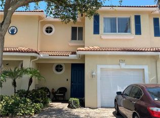 2761 S Evergreen Cir, Boynton Beach, FL 33426