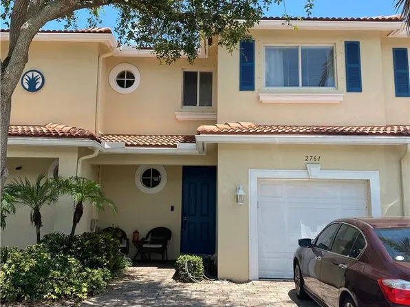 2761 S Evergreen Circle, Boynton Beach, FL 33426