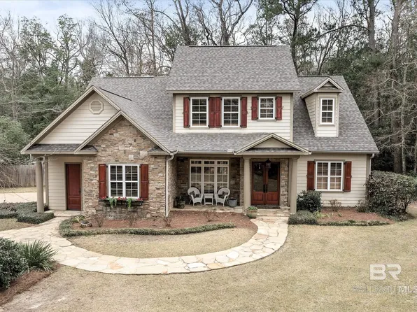 408 Village Dr, Daphne, AL 36526