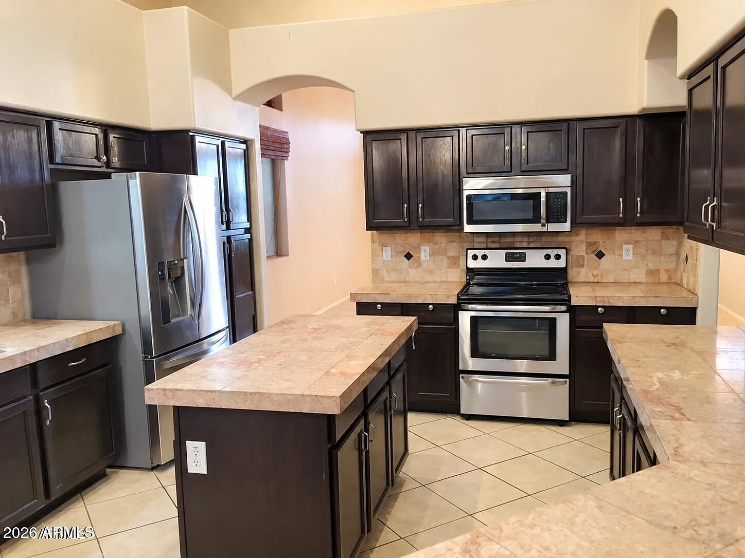 5 bed, 3.0 bath, 2980 sqft, $3,000 — Photo 3