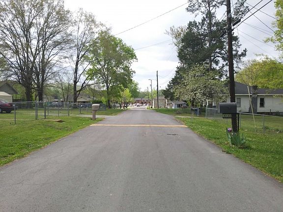 4th image of 718 Walker Ave