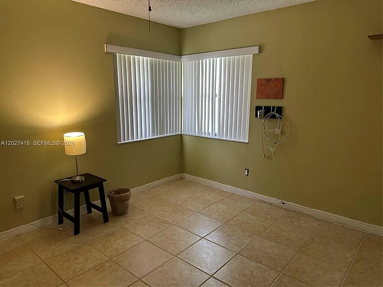 10711 SW 116th Ave — Photo 8