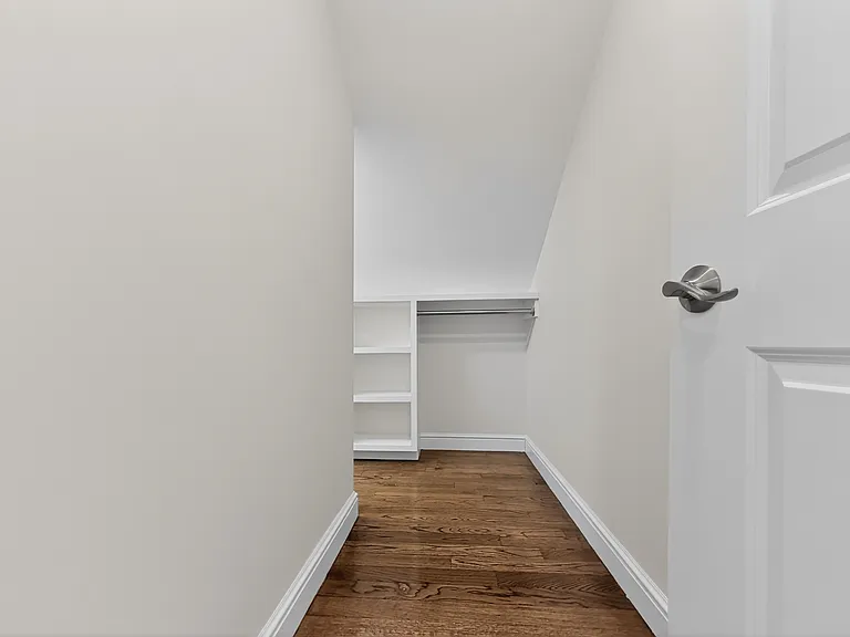 16 Walsh Rd — Photo 30