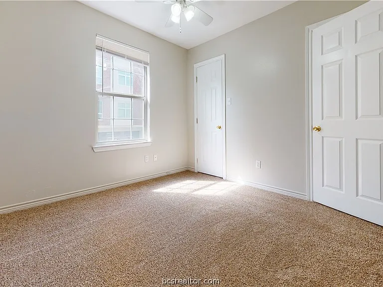 306 Cherry St #B — Photo 29