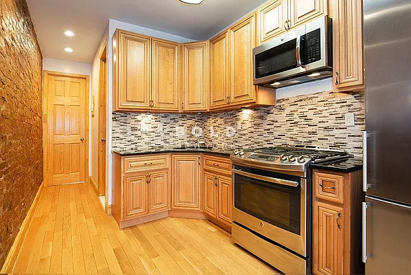 Rented by Bold New York | media 3