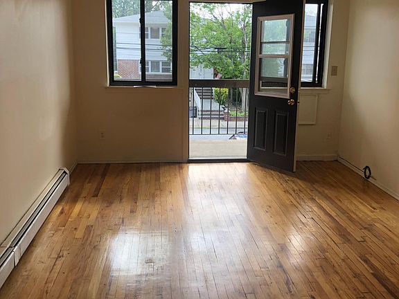 4th image of 15506 79th St #2