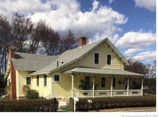 13 Lamphere Rd, Waterford, CT 06385