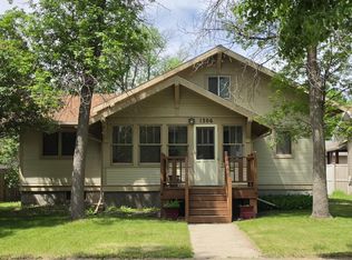 1306 S 2nd St, Aberdeen, SD 57401