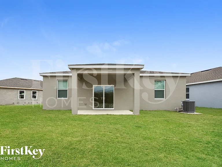 336 Corbel Ln — Photo 15