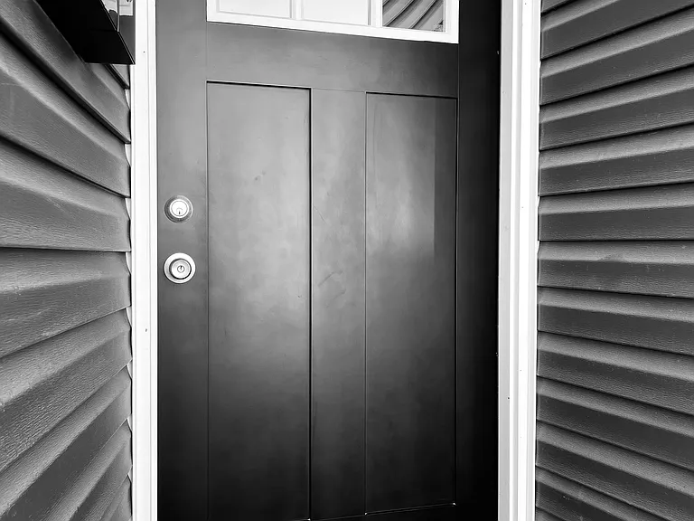 36 N Charles St #RED — Photo 2
