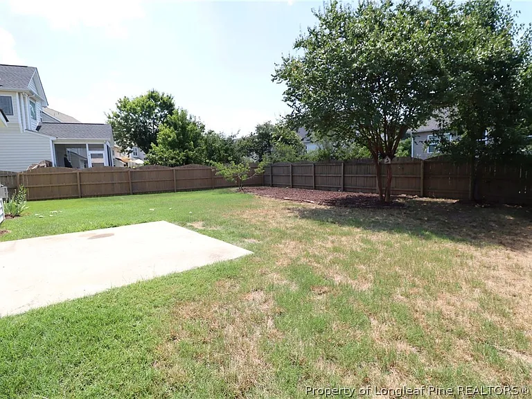 1015 Katie Ln — Photo 47