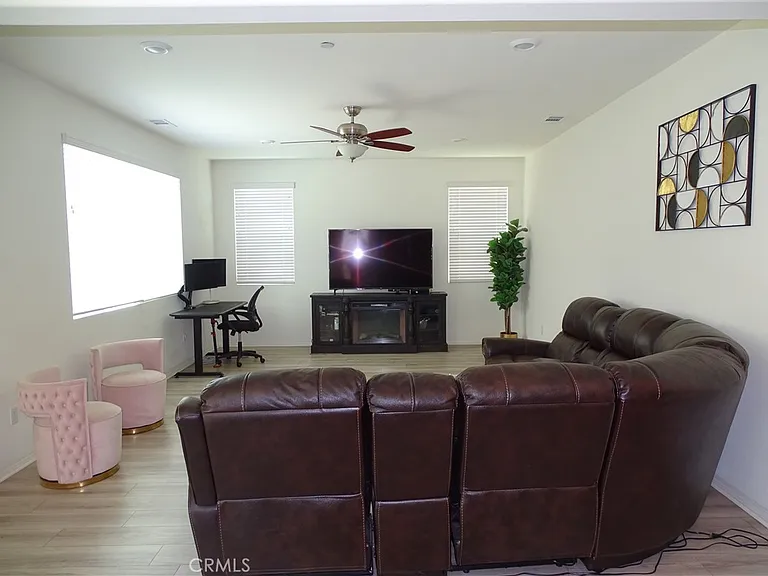 24194 Paseo Del Rancho Dr — Photo 8
