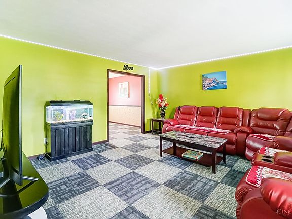 4th image of 3015 Sovereign Dr
