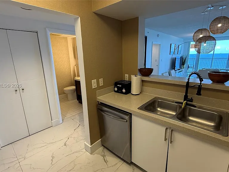 17375 Collins Ave #1901 — Photo 5