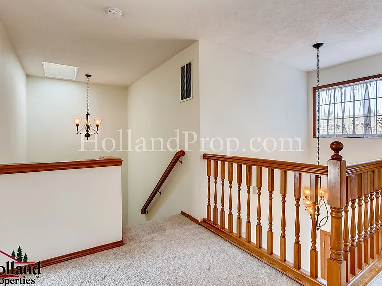 5817 NW 178th Ave — Photo 13