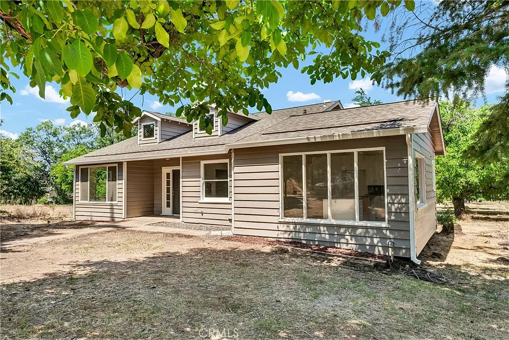 22550 Shady Grove Rd photo 1