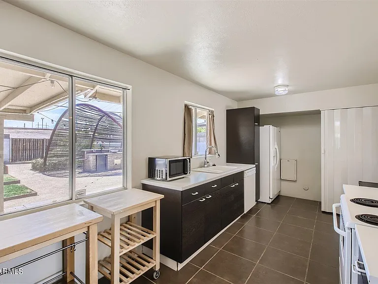 3213 N 63rd Pl — Photo 11
