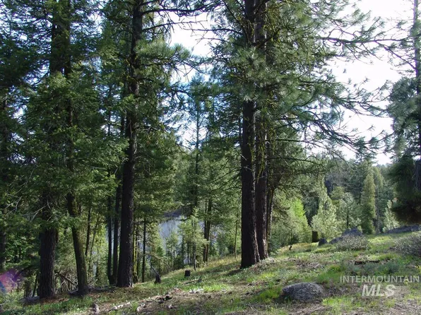 B52 Osprey Ridge Rd, Cascade, ID 83611
