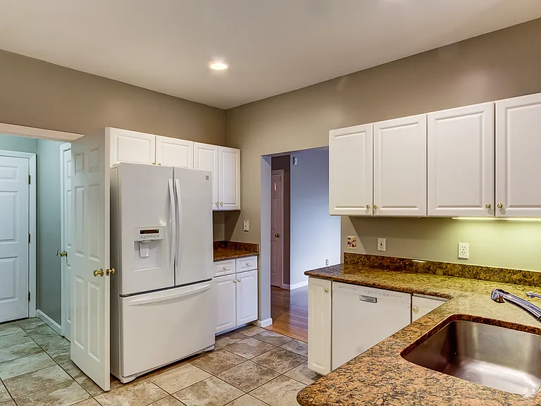 74 Odonnell Ave #74 — Photo 10