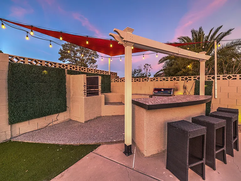 950 Elysian Dr — Photo 42
