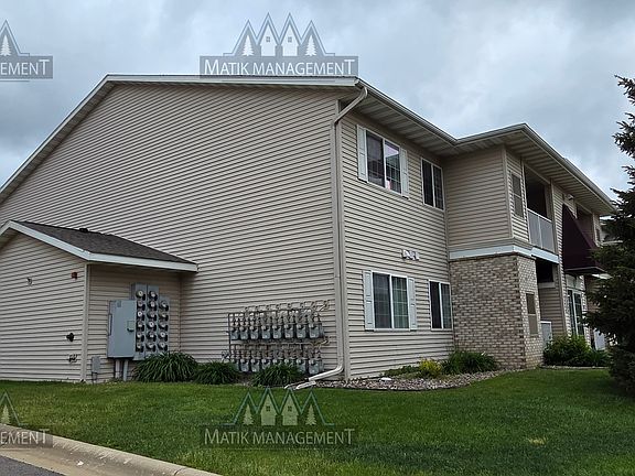 4th image of 875 37th St NW