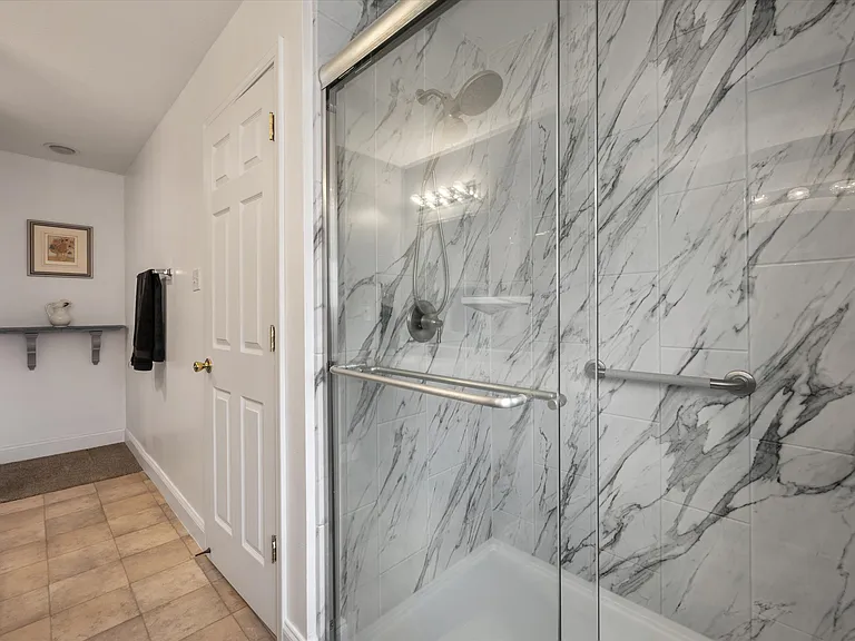 1110 Mercer Dr — Photo 21