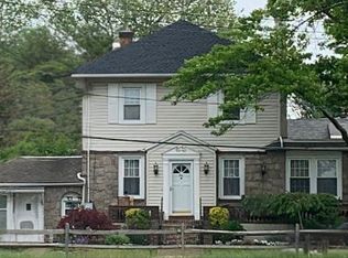 64 Meadow Dr, Woodmere, NY 11598