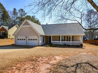 4905 Leeanns Way, Woodstock, GA 30188