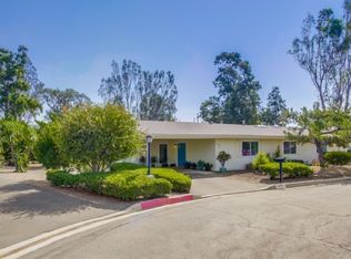 1880 Fairway Park UNIT A, Escondido, CA 92026