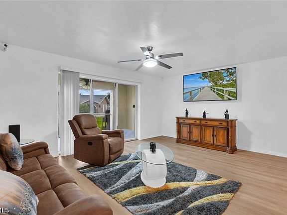 4th image of 28 Cosmopolitan Dr Unit 16